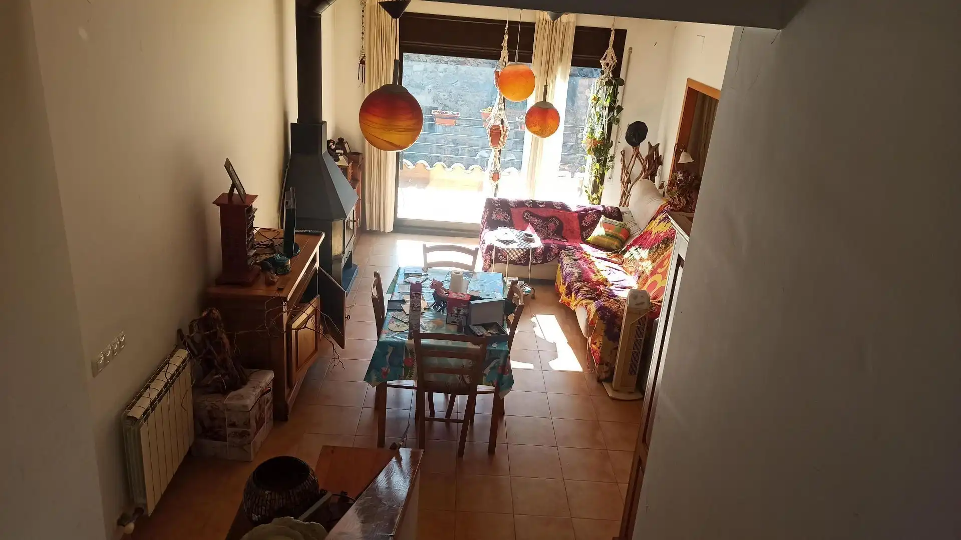 Sala d'estar de Casa adosada en venda en Osor amb Jardí privat i Terrassa