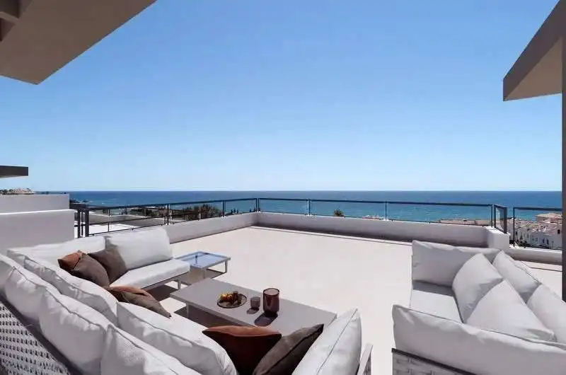 Apartment with pool for sale in Donna Julia