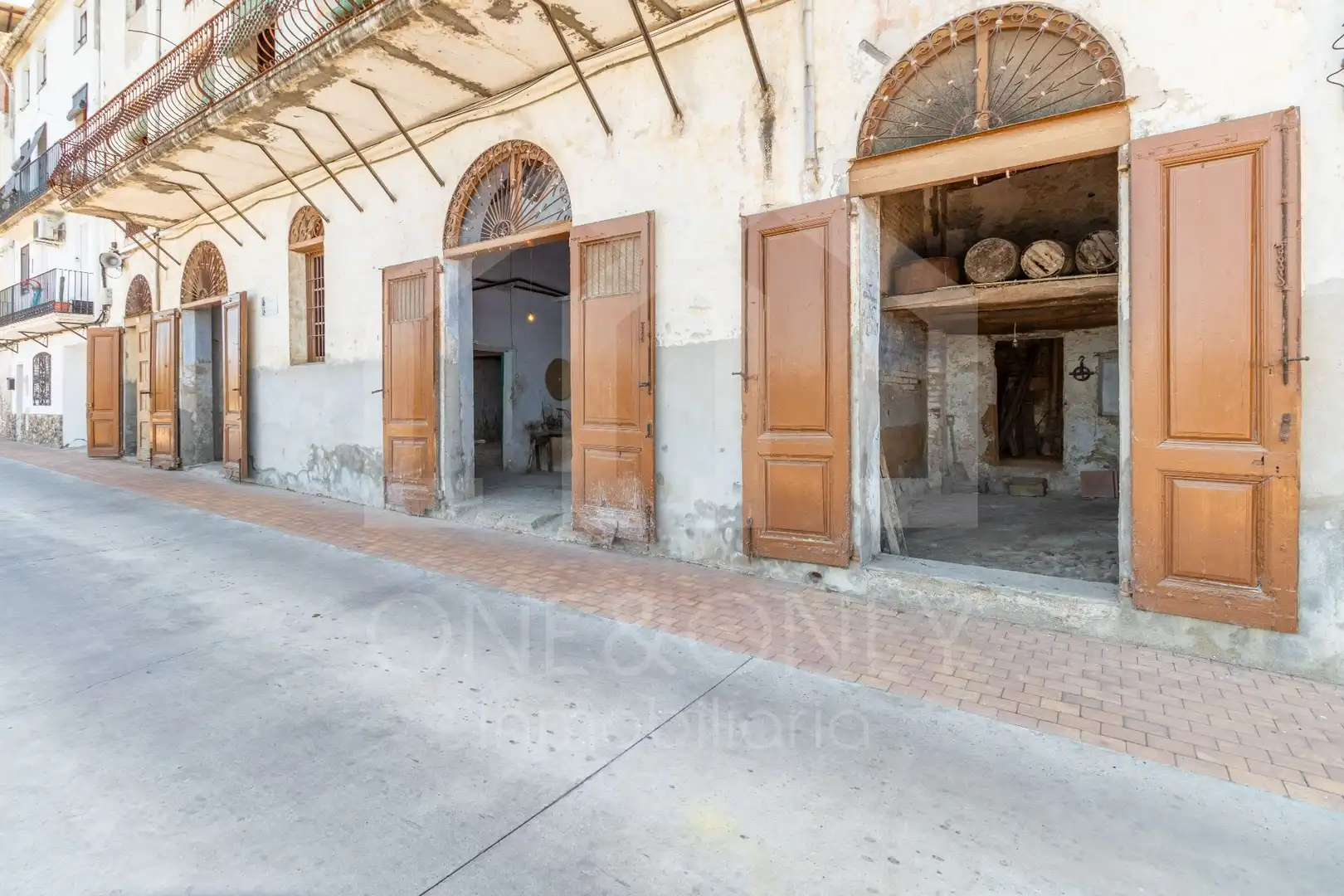 Vista exterior de Casa o xalet en venda en Móra d'Ebre amb Terrassa i Traster