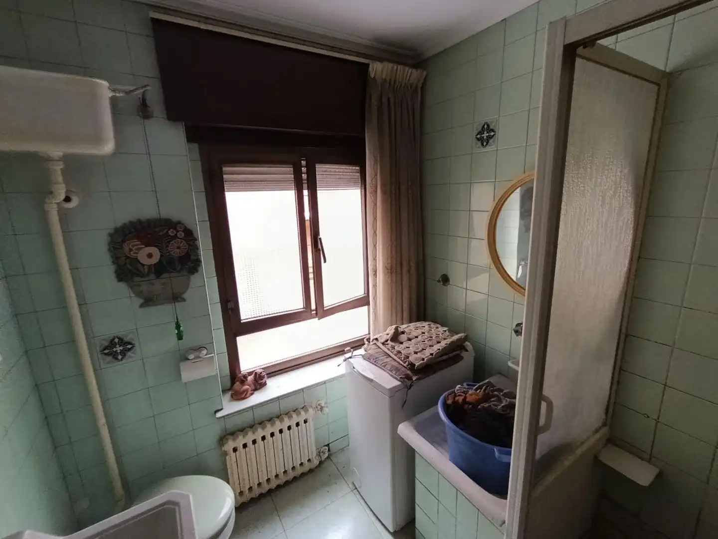 Badezimmer von Wohnung zum Verkauf in Langreo mit Heizung und Terrasse