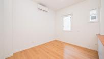 Bedroom of Flat for sale in  Madrid Capital  with Air Conditioner, Heating and Furnished