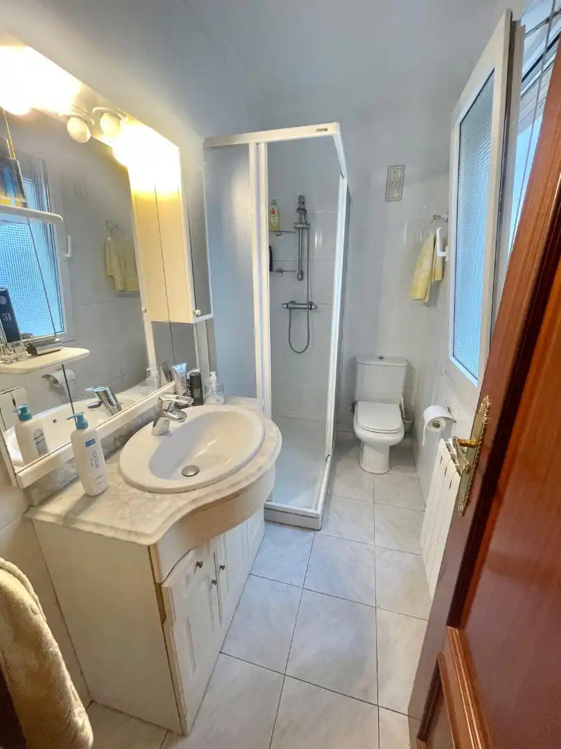 Baño de Piso en venta en Portugalete con Calefacción, Amueblado y Horno