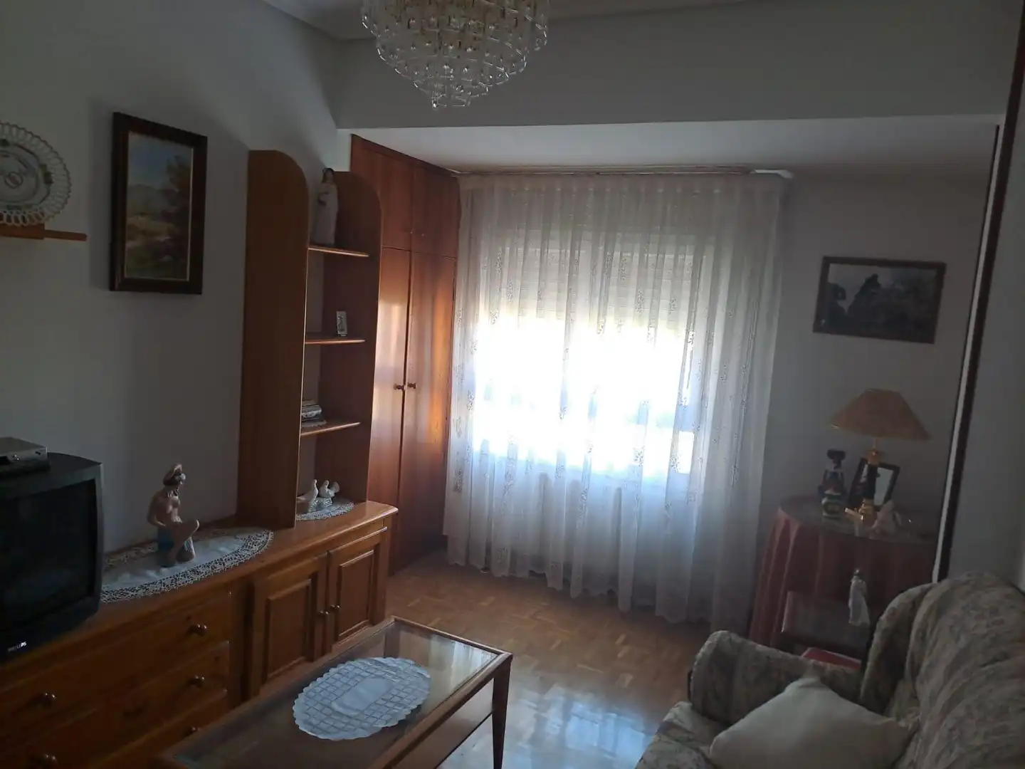 Sala d'estar de Pis en venda en Vitoria - Gasteiz amb Calefacció, Parquet i Terrassa