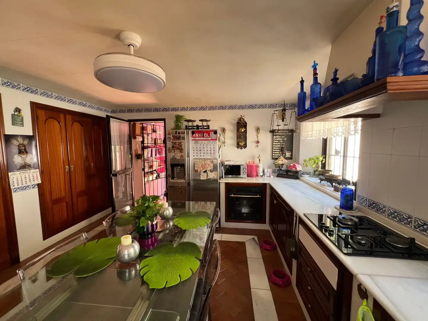 Kitchen of Houses for sale in Málaga  with Air Conditioner, Heating and Private garden