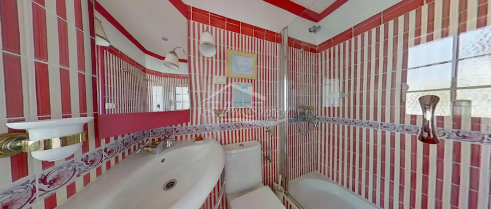 Bathroom of Houses for sale in Santa Cruz de Tenerife  with Air Conditioner, Terrace and Storage room