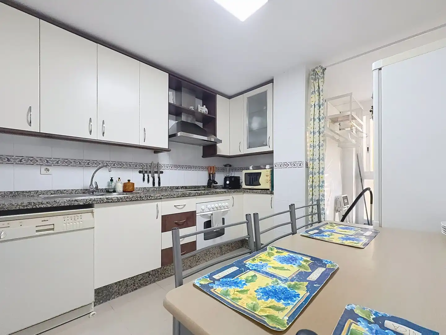 Flat for rent in Avenida Imperio Argentina, 7, Martín Carpena - Torre del Río