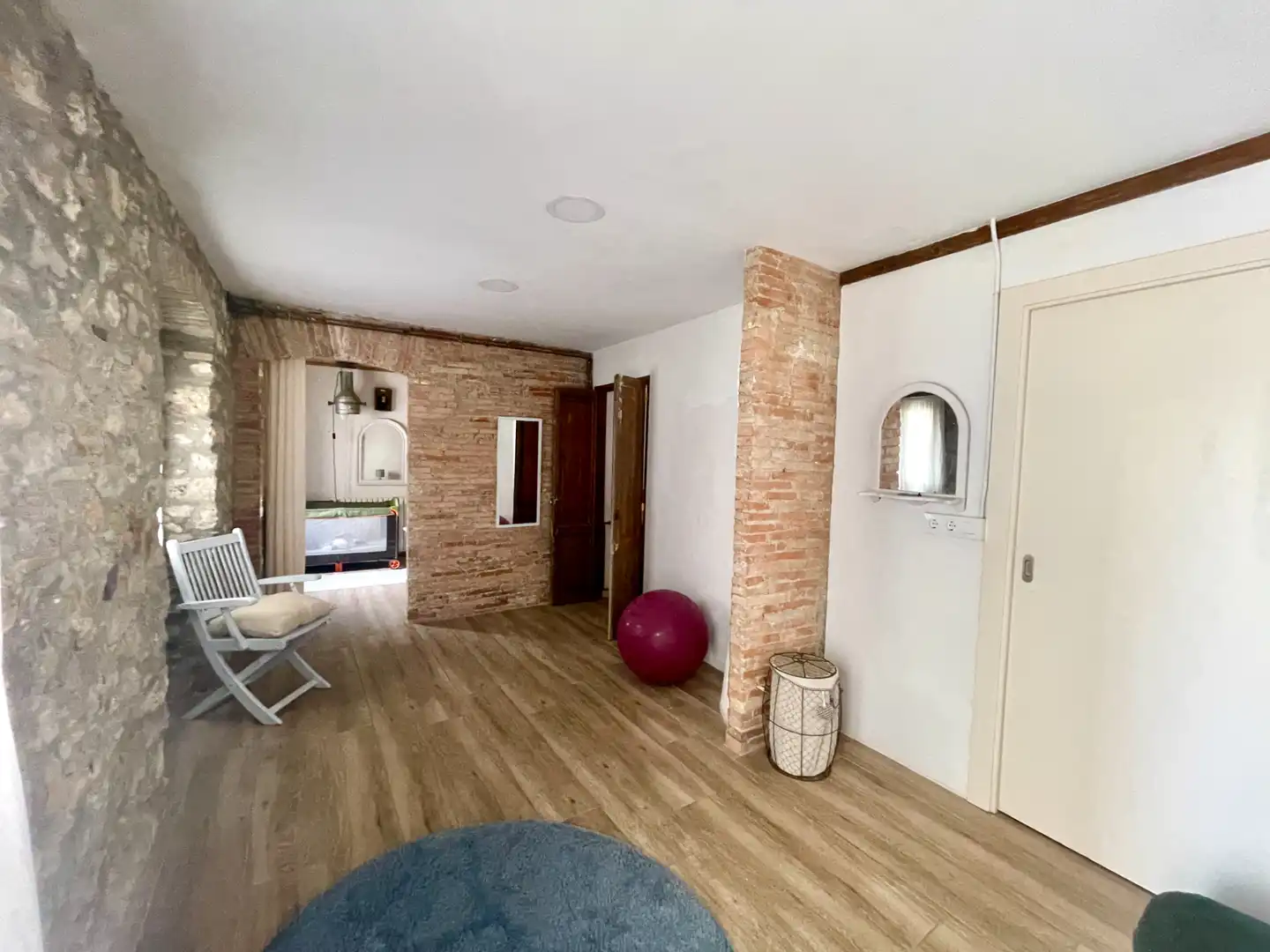 Casa adosada en venda en L'Escala amb Calefacció, Terrassa i Moblat
