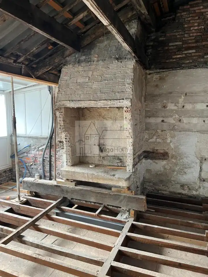 Attic for sale in Vigo   with Heating