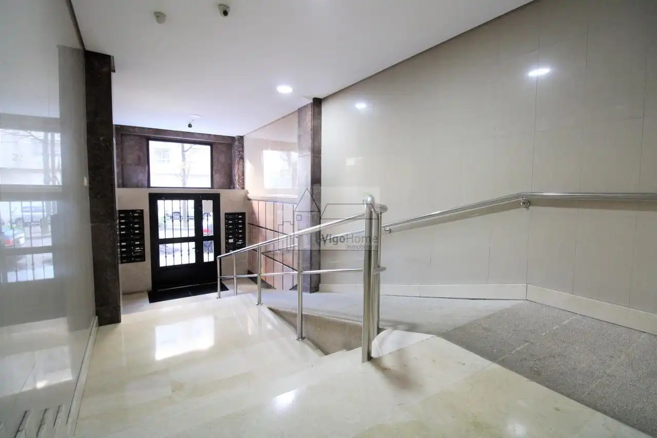 Wohnung zur Miete in Vigo  mit Heizung, Terrasse und Möbliert