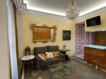 Apartament amb balcó de lloguer a Calle ALVARO DE BAZAN