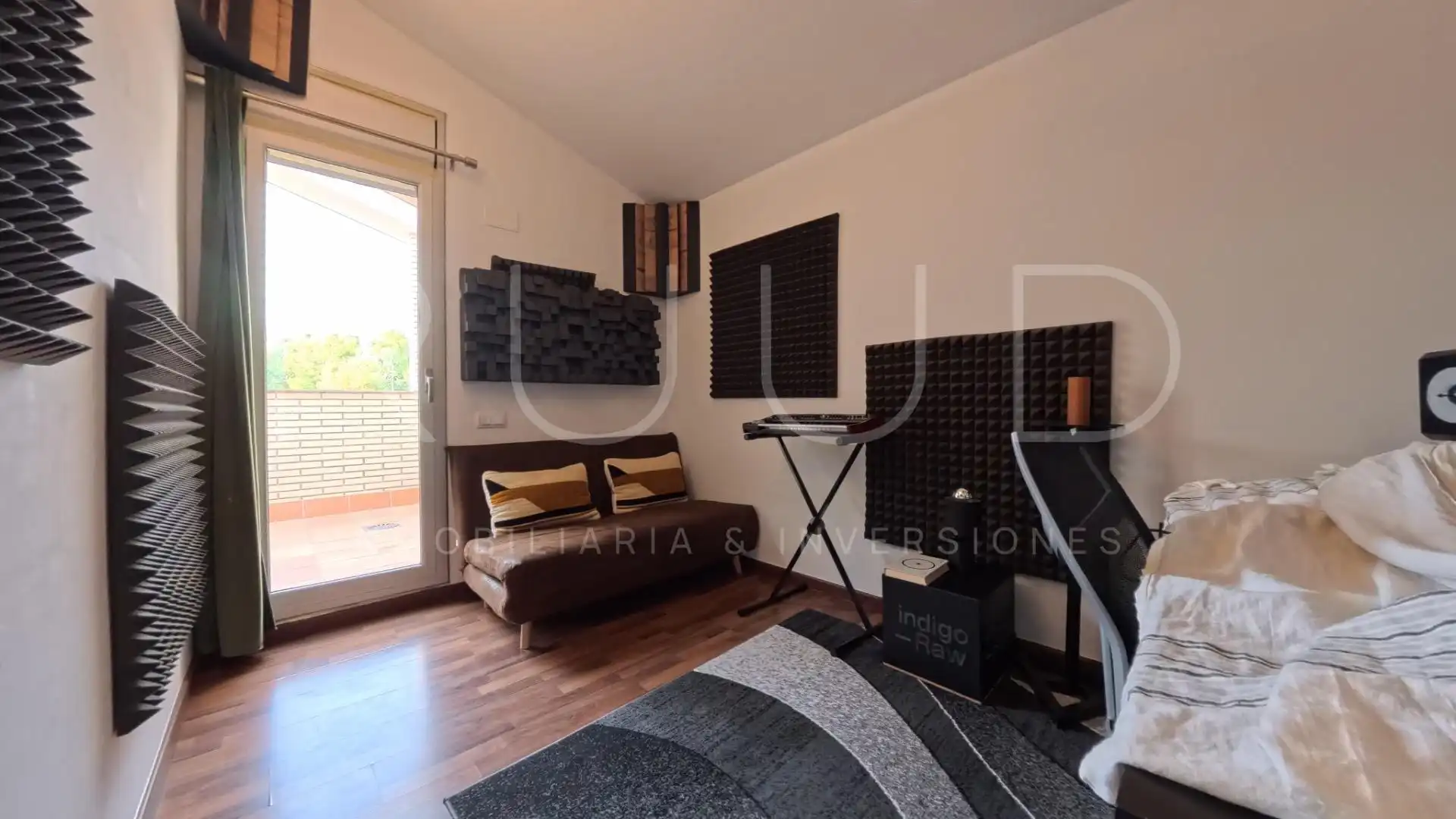 Bedroom of Duplexes for sale in Castelldefels  with Air Conditioner, Heating and Parquet flooring
