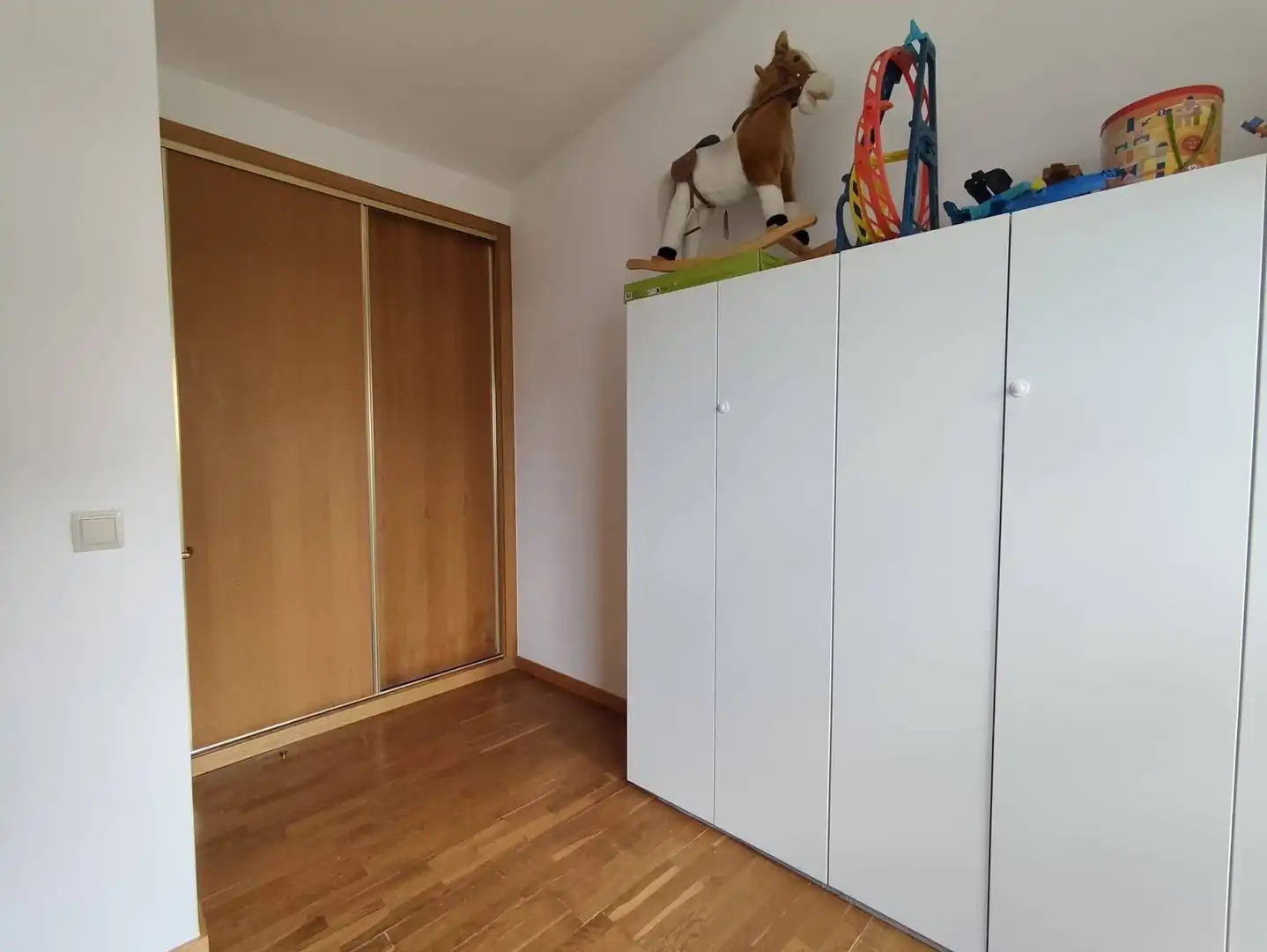 Habitación de Casa adosada en venta en Teo con Calefacción, Jardín privado y Terraza
