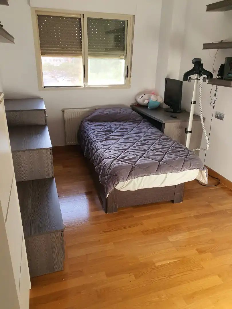Schlafzimmer von Wohnung zur Miete in Alicante / Alacant mit Klimaanlage, Parkett und Möbliert