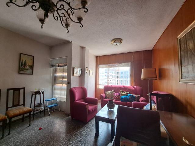 Piso en Venta en Plaza Poeta Pelayo, 5 en Ensanche