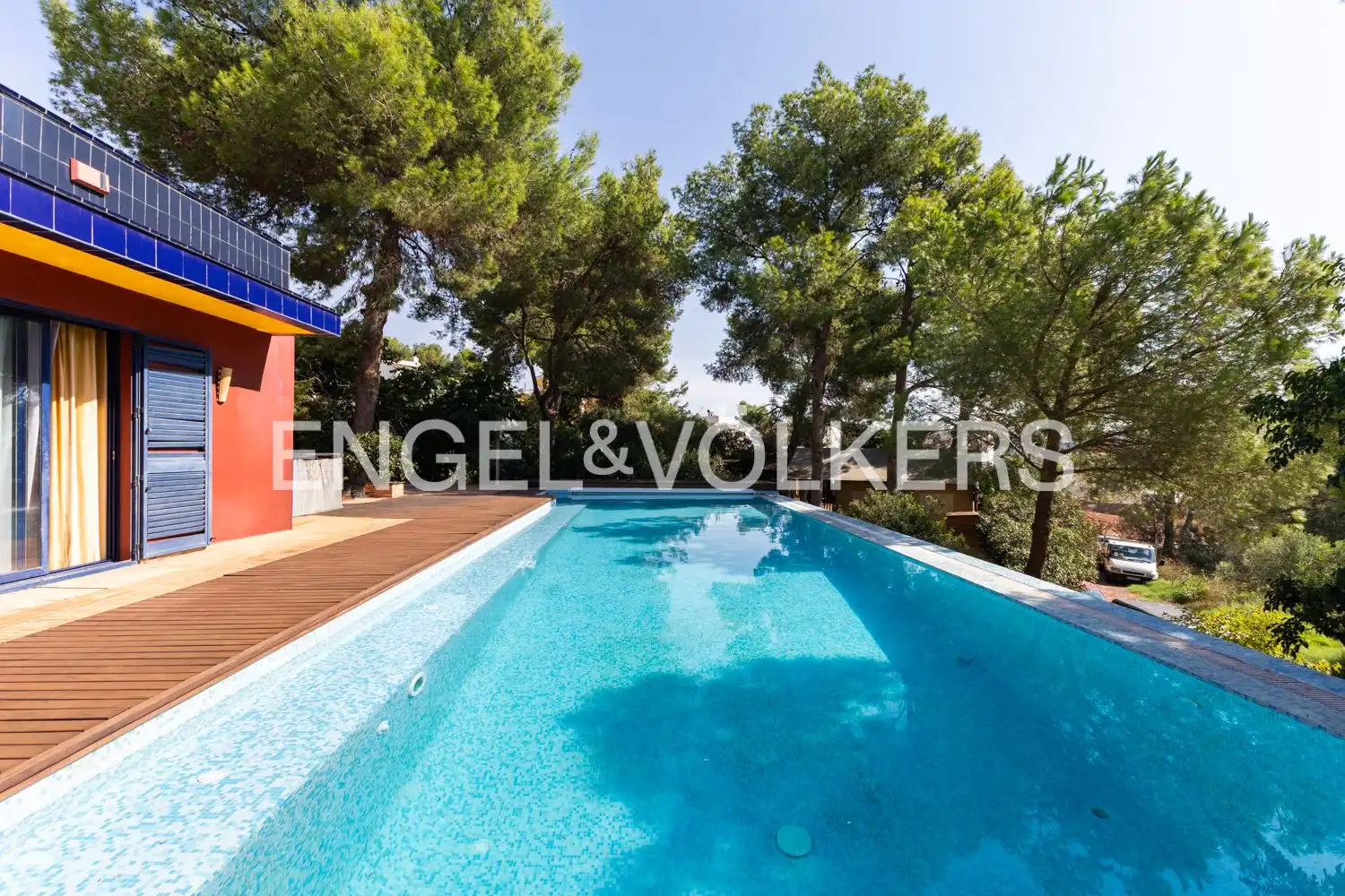 Piscina de Casa o chalet en venta en Gilet con Aire acondicionado, Calefacción y Jardín privado
