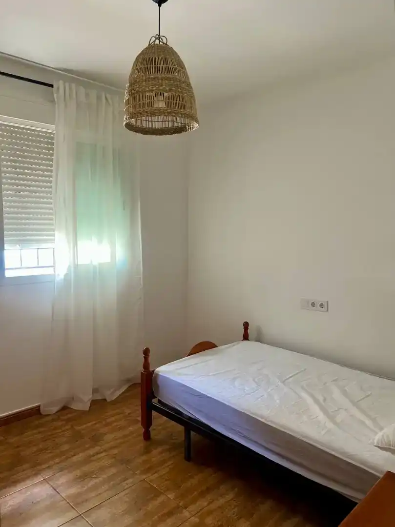 Habitación de Piso de alquiler en Macael con Aire acondicionado, Amueblado y Lavadora