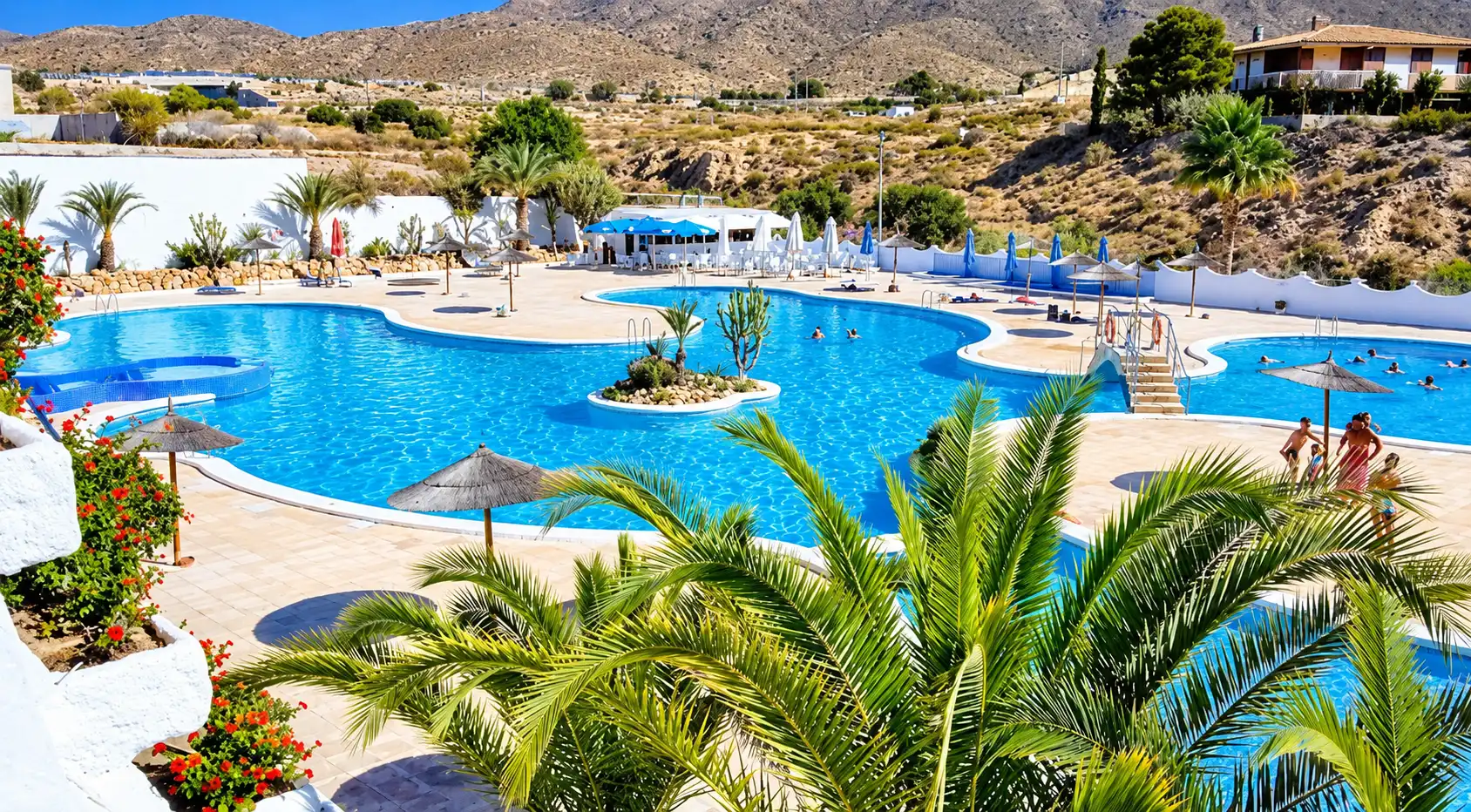 Piscina de Casa adosada de lloguer en Pueblo Español - Coveta Fumá