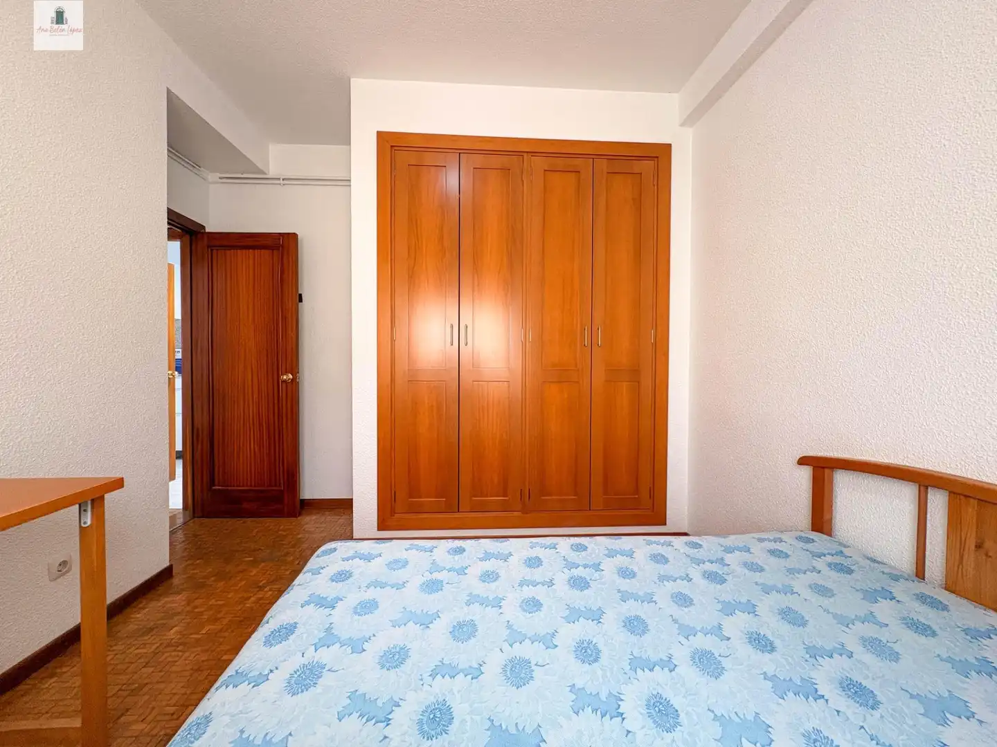 Bedroom of Flat for rent in Badajoz  with Air Conditioner, Heating and Furnished