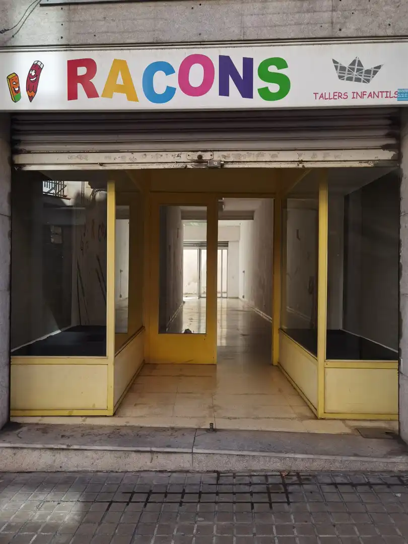 Commercial properties for rent in Centre