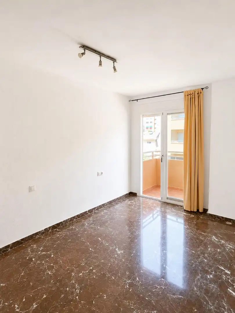 Terraza de Piso en venta en Valencia con Aire acondicionado, Amueblado y Horno