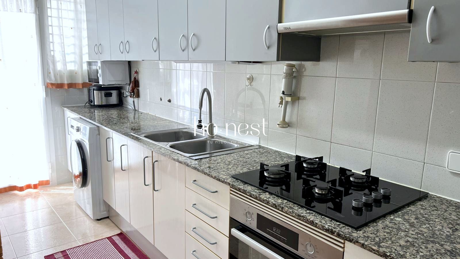 Kitchen of Flat for sale in Vilafranca del Penedès  with Air Conditioner, Heating and Storage room