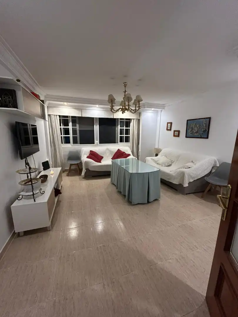 Sala de estar de Piso de alquiler en Melilla con Amueblado, Horno y Lavadora