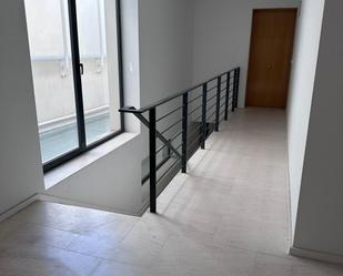 Pis en venda en La Torre de Esteban Hambrán amb Calefacció, Terrassa i Traster