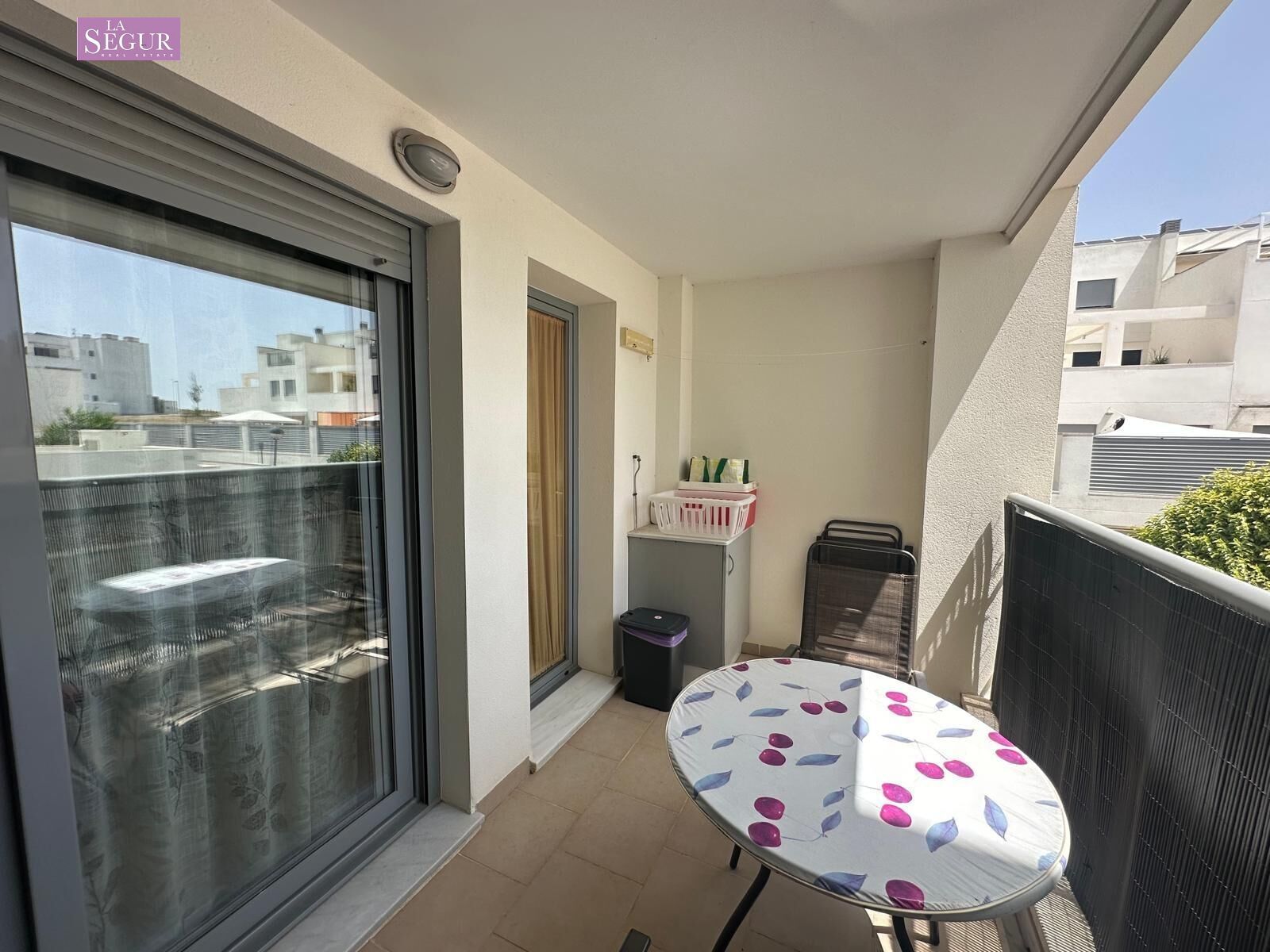 Terrassa de Pis en venda en Conil de la Frontera amb Terrassa, Balcó i Piscina comunitària