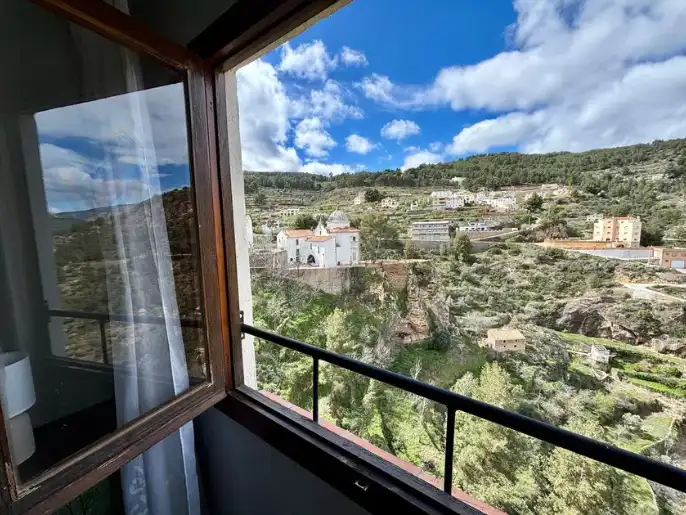 Vista exterior de Piso en venta en Llucena / Lucena del Cid con Jardín privado, Trastero y Balcón