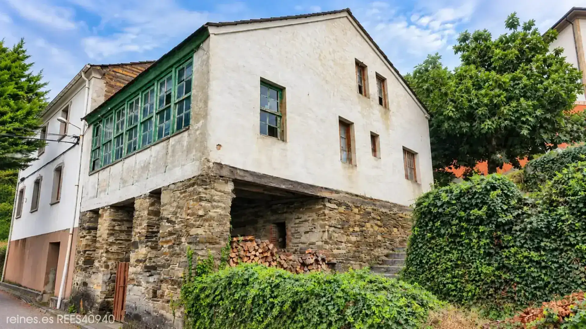 Casa amb jardí en venda a N/A