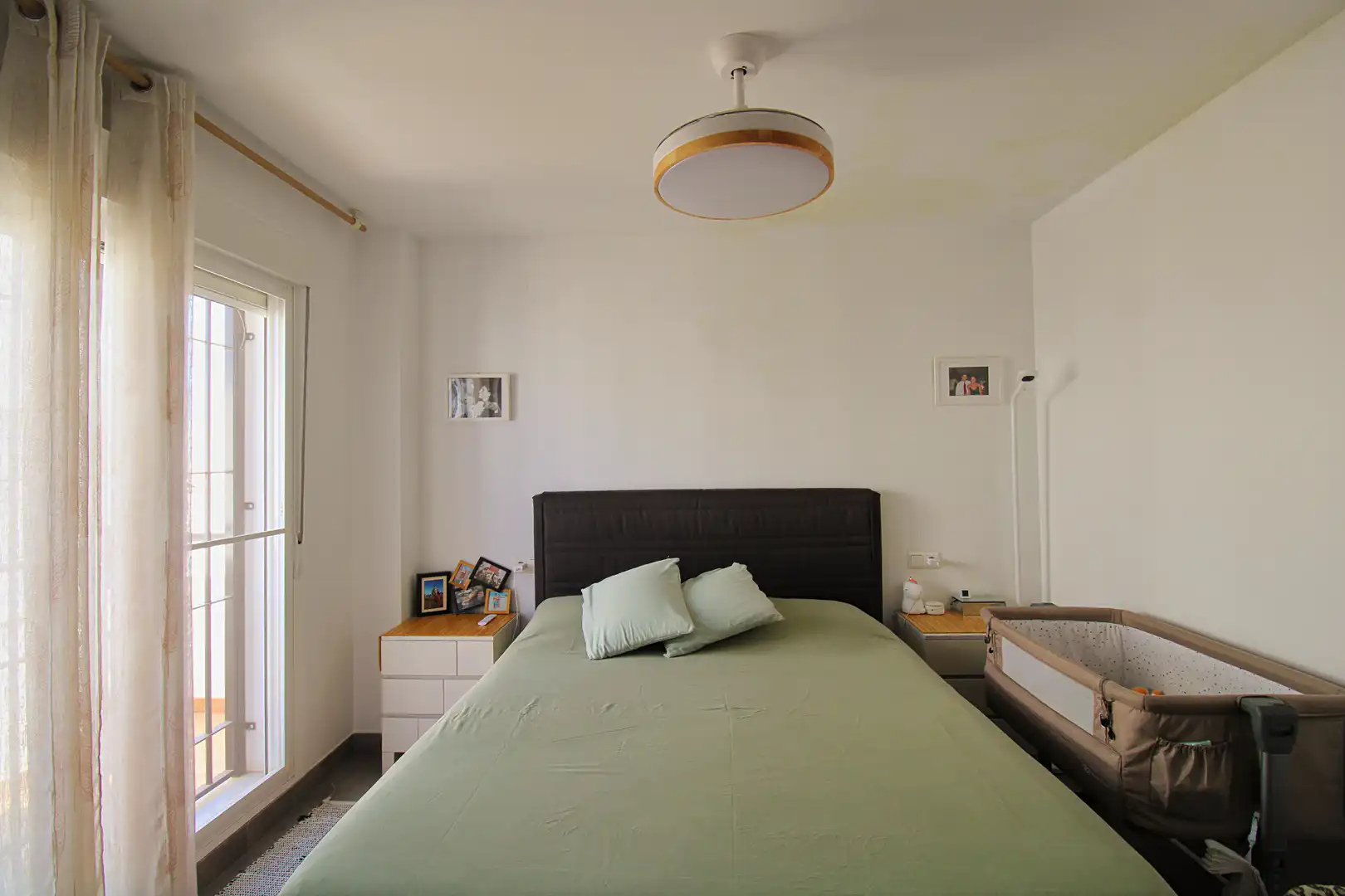 Habitación de Casa adosada en venta en Alhaurín de la Torre con Aire acondicionado, Jardín privado y Terraza