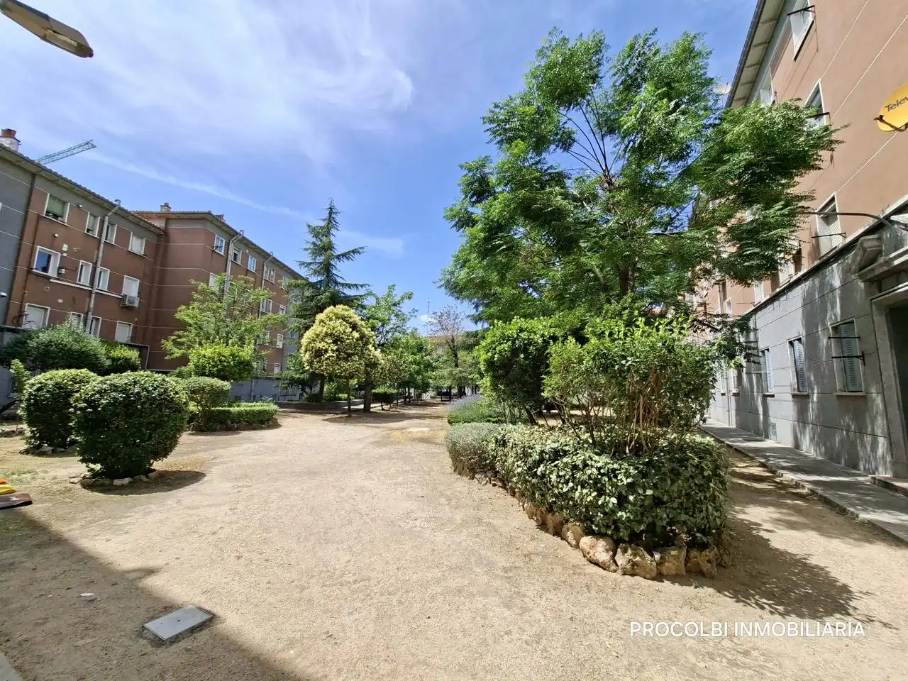 Exterior view of Ground floor for sale in Madrid  with Air Conditioner and Heating
