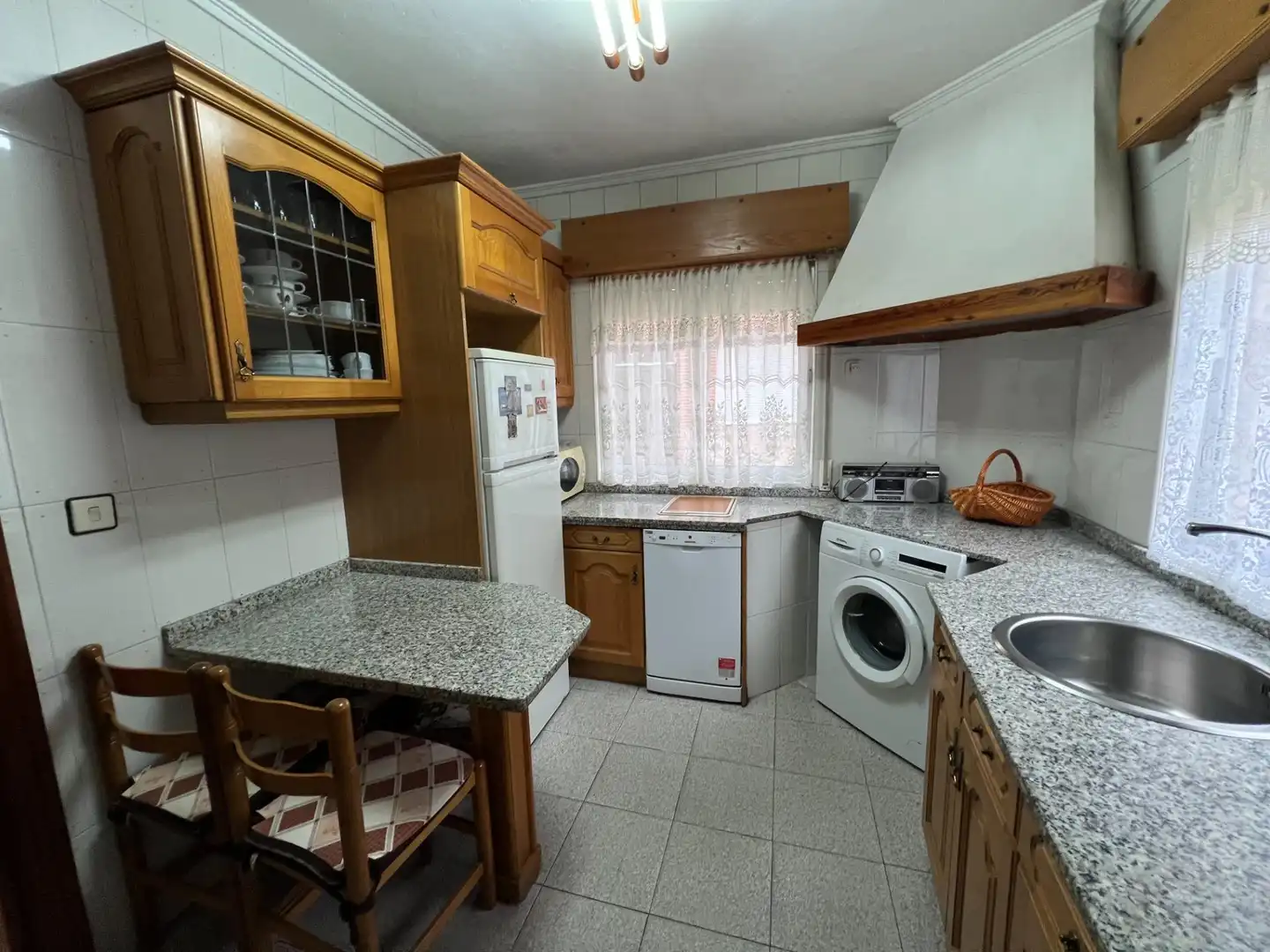 Küche von Haus oder Chalet zum Verkauf in Arrabalde mit Terrasse, Abstellraum und Möbliert