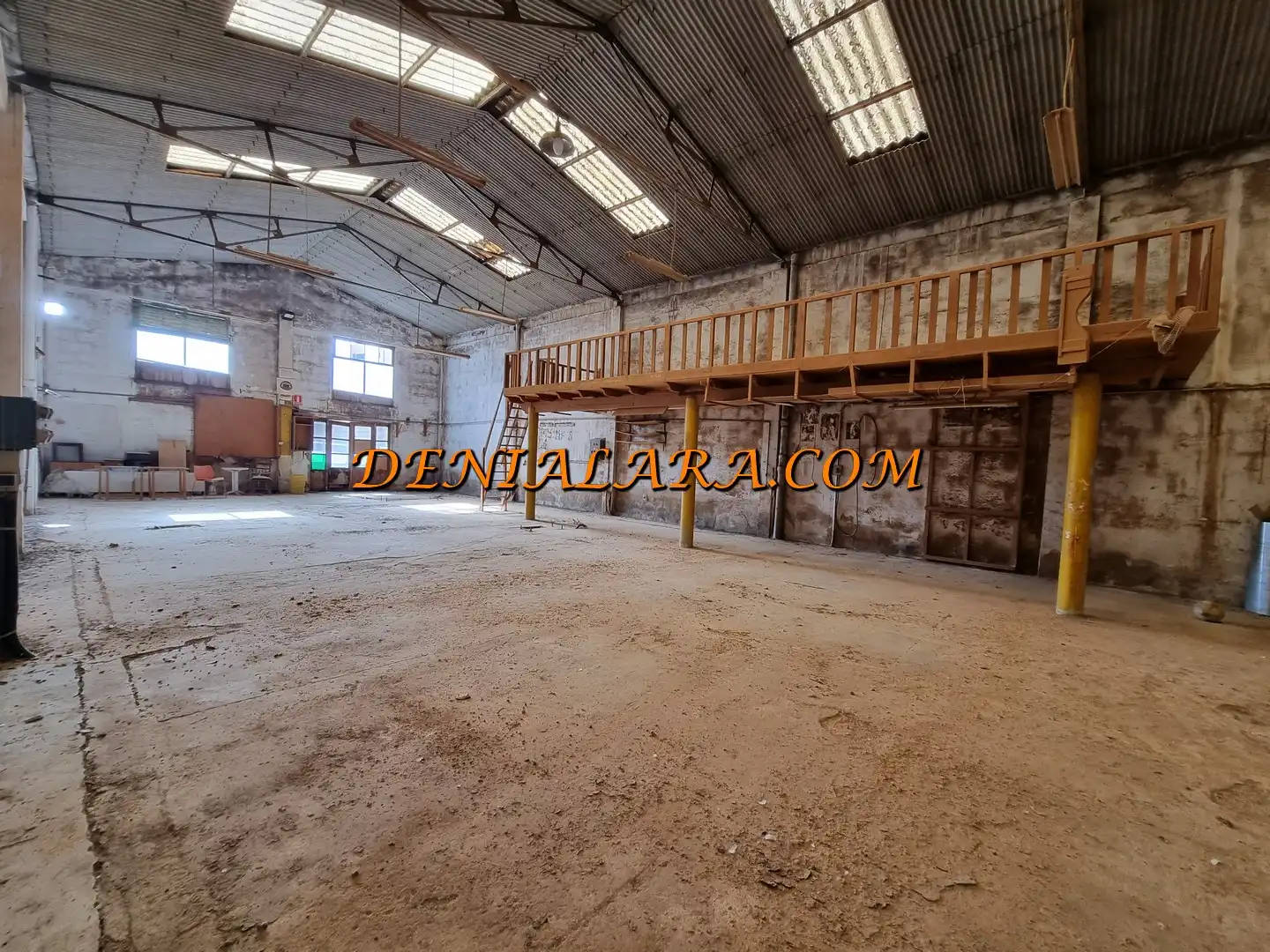 Industrial buildings for sale in Dénia