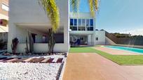Exterior view of House or chalet for sale in Roda de Berà  with Terrace and Swimming Pool