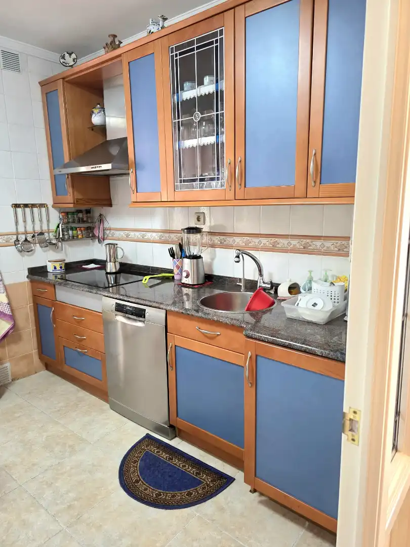Cocina de Casa adosada en venta en Castro-Urdiales con Calefacción, Jardín privado y Terraza