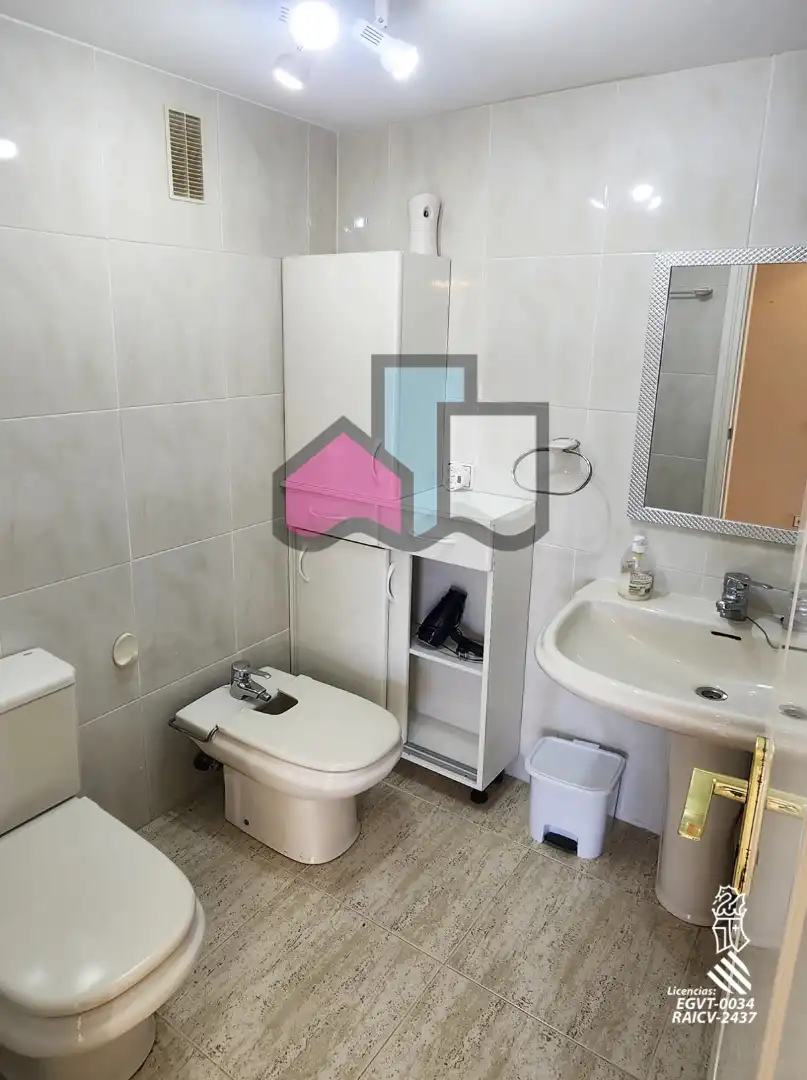 Baño de Apartamento en venta en Cullera con Aire acondicionado, Terraza y Amueblado