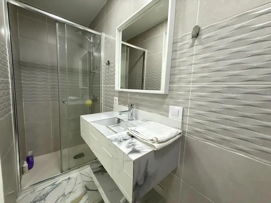 Bathroom of Duplexes for rent in Madrid  with Air Conditioner, Heating and Furnished