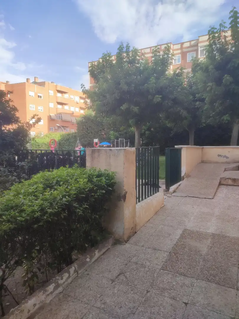 Parking de Piso en venta en Valdemoro con Calefacción, Jardín privado y Parquet