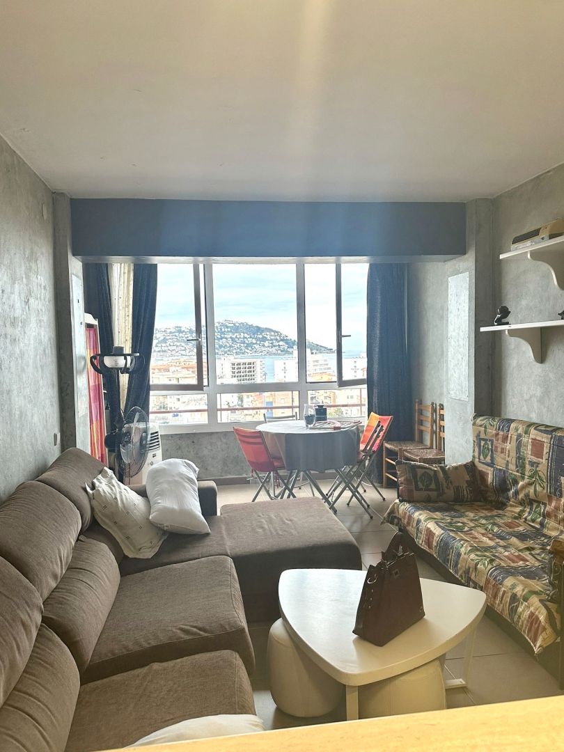 Habitación de Apartamento en venta en Roses con Amueblado y Piscina comunitaria