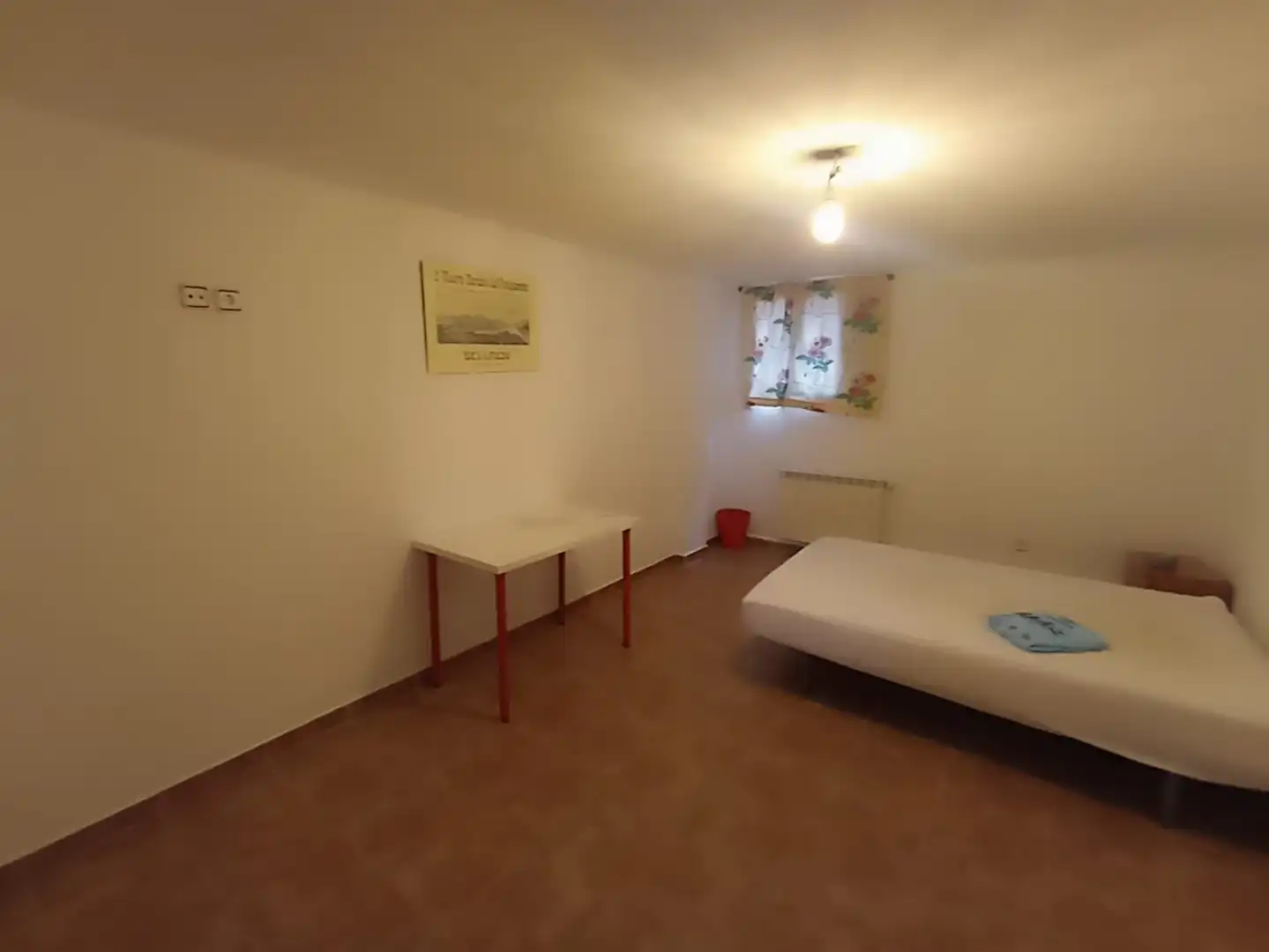 Habitación de Casa adosada en venta en Villaviciosa de Odón con Calefacción, Jardín privado y Parquet
