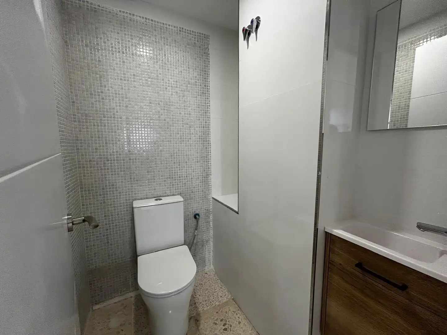 Bany de Pis en venda en Córdoba amb Aire condicionat