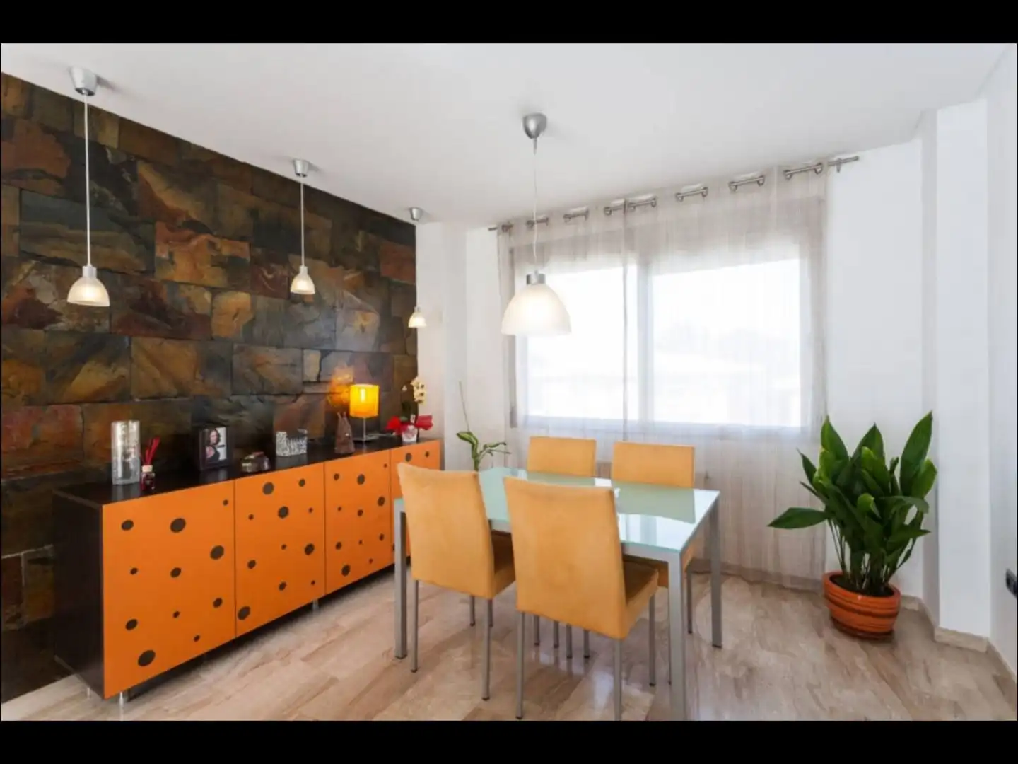 Dining room of Houses for rent in Chiva  with Air Conditioner, Heating and Terrace
