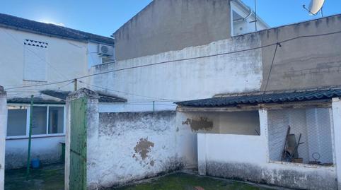 Foto 4 de Casa adosada en venda a Marmolejo, Jaén