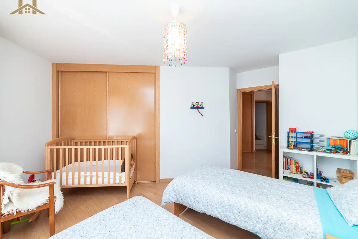 Einfamilien-Reihenhaus zum Verkauf in Avenida Constitución, Casavieja