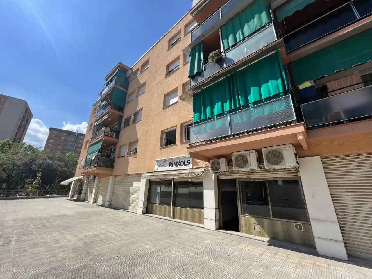 Außenansicht von Geschaftsraum zur Miete in Martorell