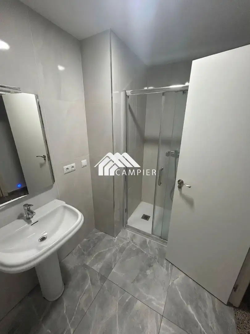 Badezimmer von Wohnung zum Verkauf in Albacete mit Heizung, Abstellraum und Möbliert