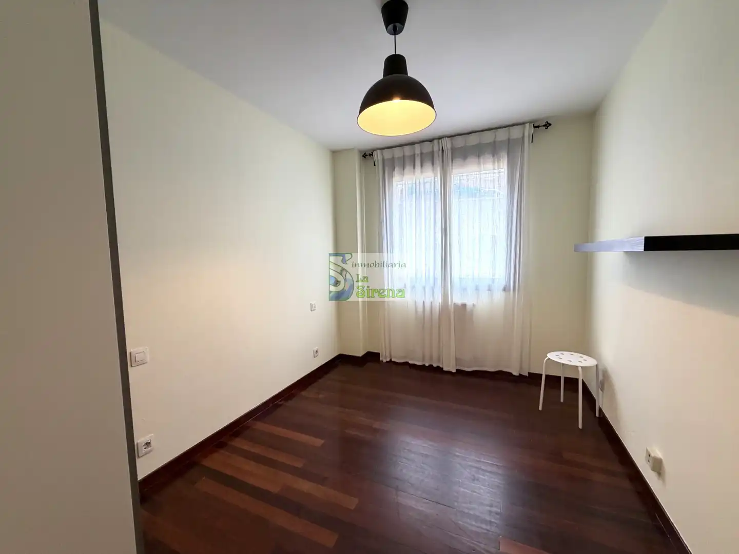 Schlafzimmer von Wohnung zum Verkauf in Castro-Urdiales mit Heizung, Privatgarten und Terrasse