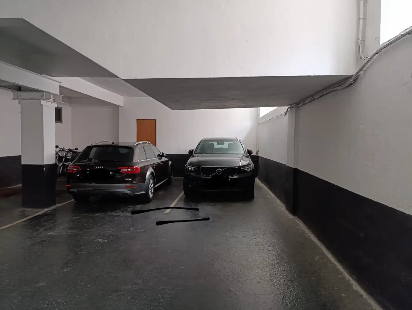 Parking de Piso en venta en Getxo  con Calefacción, Terraza y Trastero