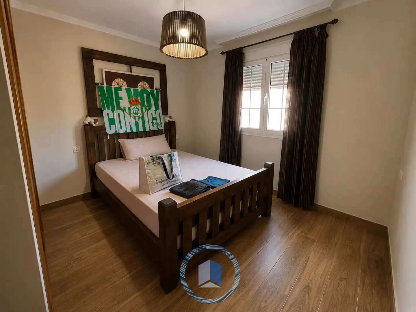 Habitación de Casa adosada en venta en Montequinto con Piscina